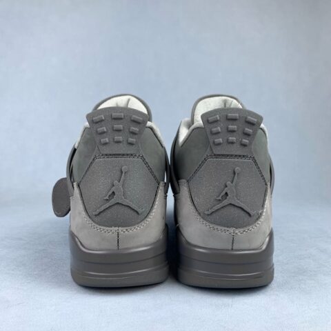 AJ4 Wet Cement