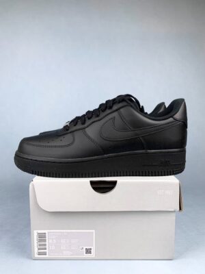 AF1 Triple Black