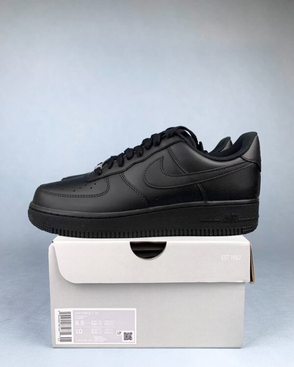 AF1 Triple Black