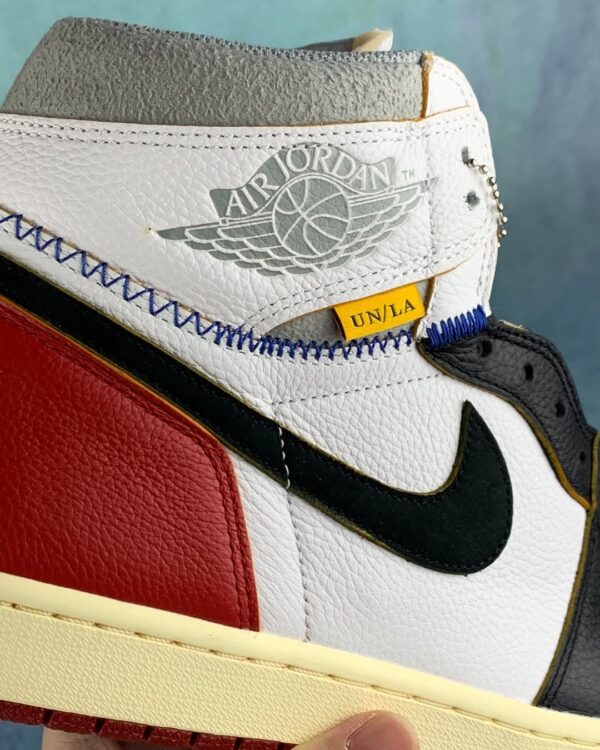 Air Jordan 1 High LA Black Toe