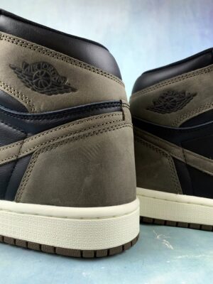 AJ1 High Palomino (1)
