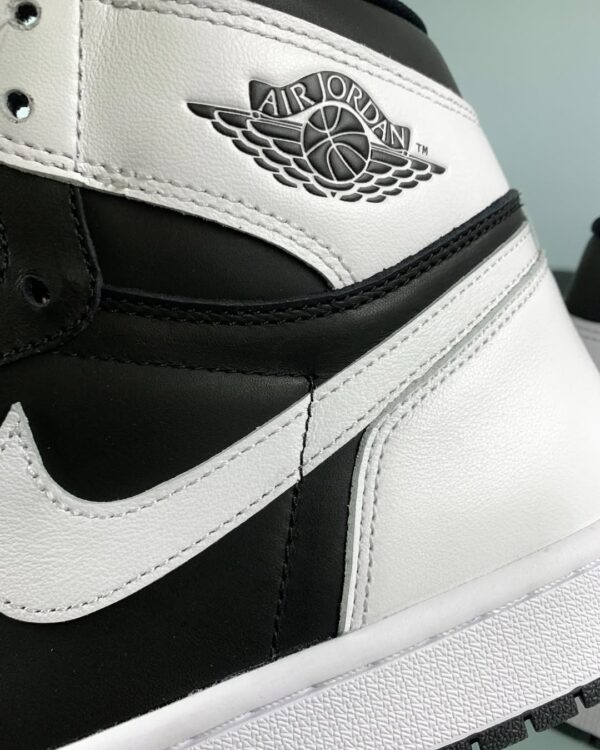 Air Jordan 1 High Reverse Panda