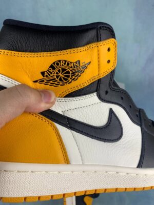 AJ1 High Taxi (1)