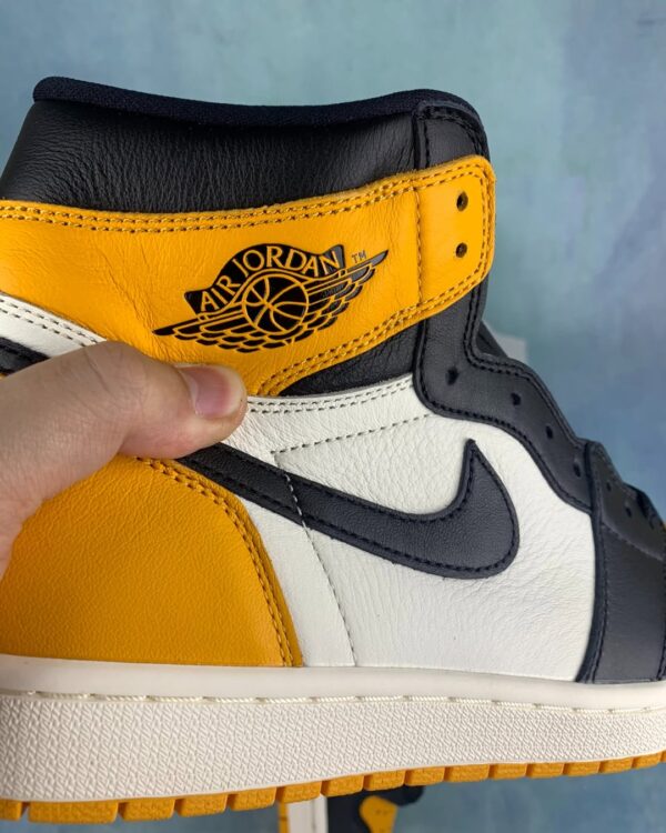 Air Jordan1 High Taxi