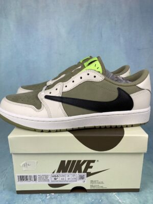 Air Jordan 1 Low Travis Golf