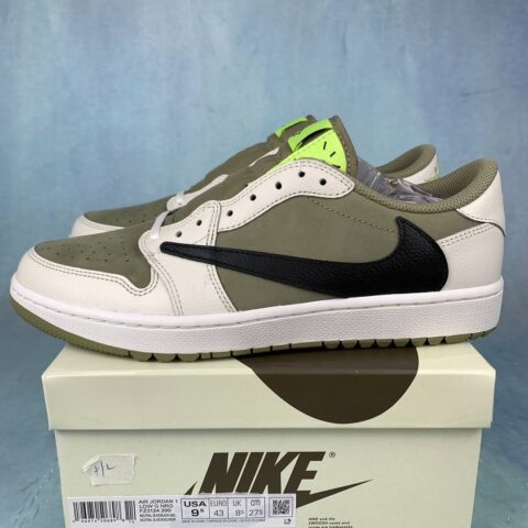 Air Jordan 1 Low Travis Golf