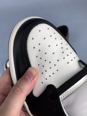 AJ1 Low Mocha (2)