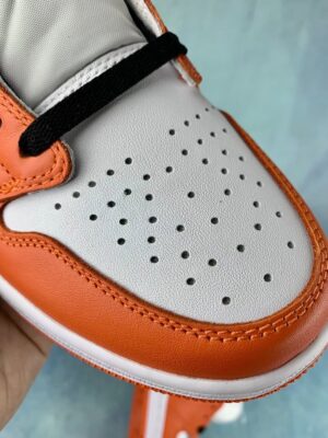 AJ1 Low Starfish