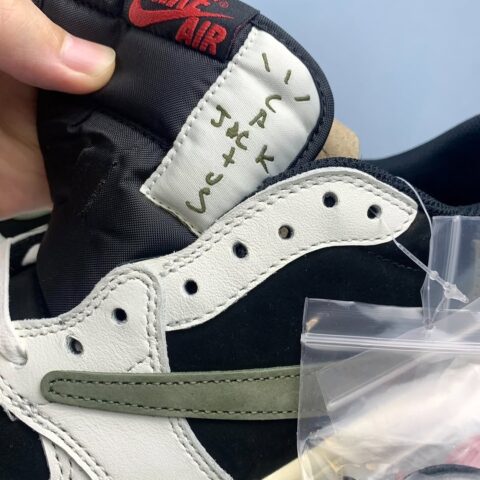 AJ1 Low Travis Olive (2)