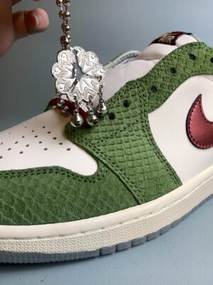 AJ1 Low Year of the Dragon (1)