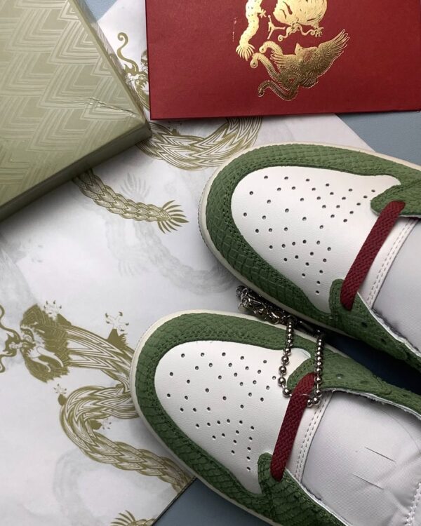 Air Jordan 1 Low Year of the Dragon