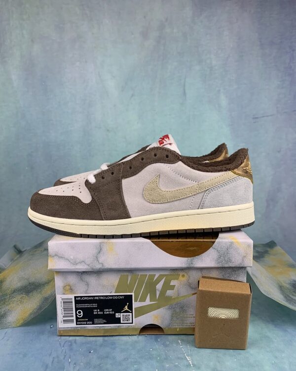 Air Jordan 1 Low Year of the Rabbit