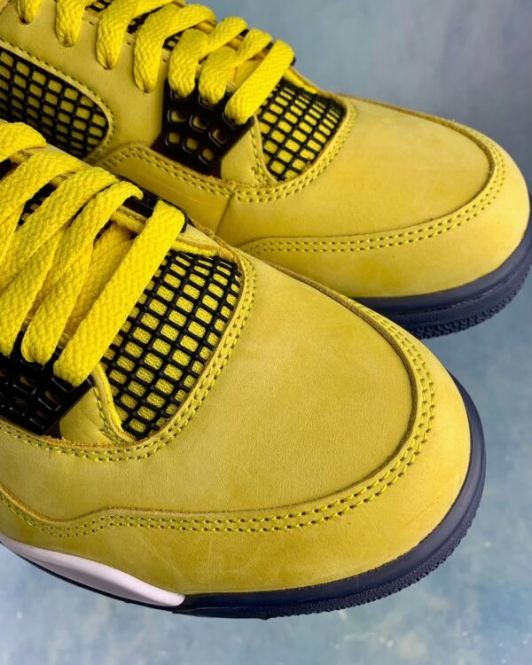 Air Jordan 4 Lightning