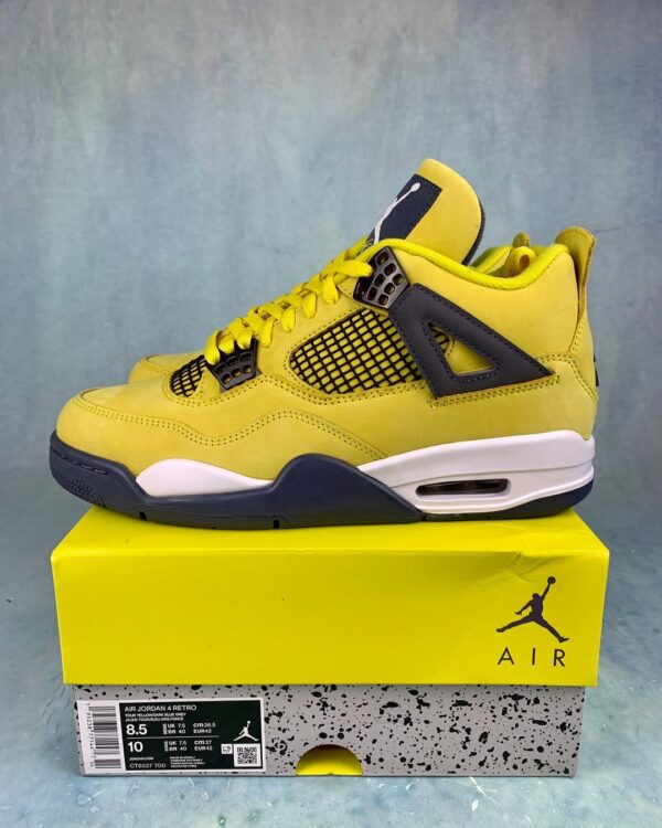 Air Jordan 4 Lightning