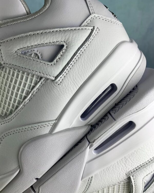 Air Jordan 4 Pure Money