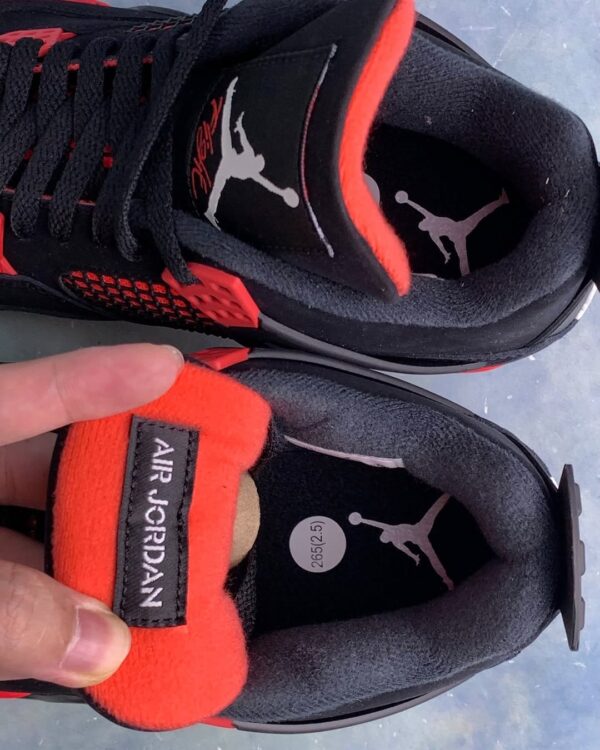 Air Jordan 4 Red Thunder