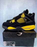 Air Jordan 4 Thunder