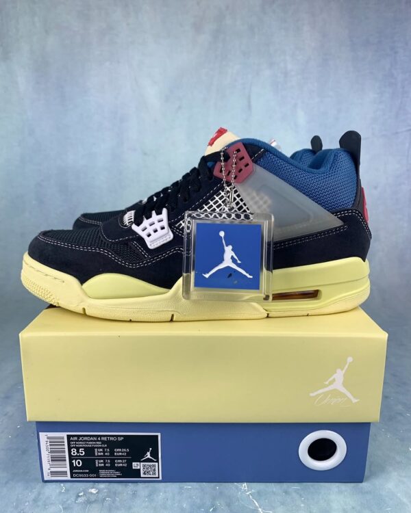 Air Jordan 4 Union Off-Noir