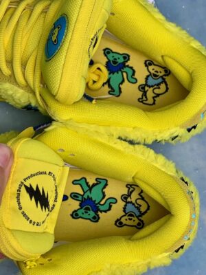 SB Dunk Grateful Dead Yellow (1)