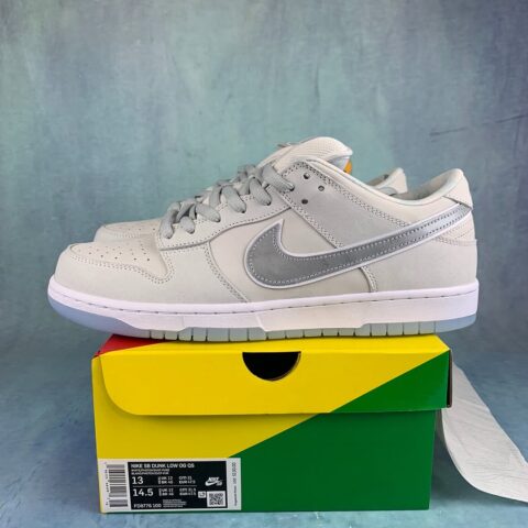SB Dunk Lobster White