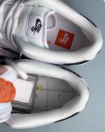 SB Dunk Orange label
