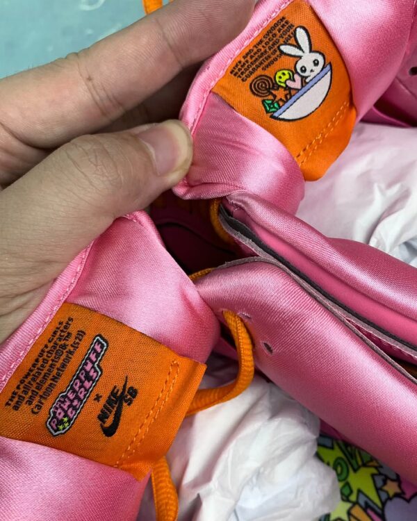 SB Dunk Powerpuff Bubbles