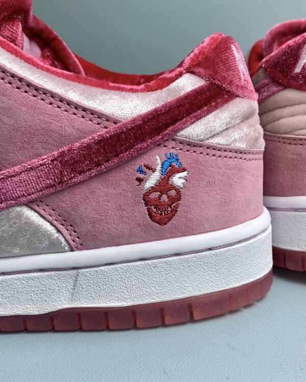 SB Dunk Strangelove