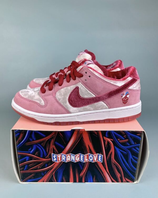 SB Dunk Strangelove