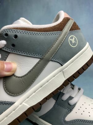 SB Dunk Yuto Horigome (1)